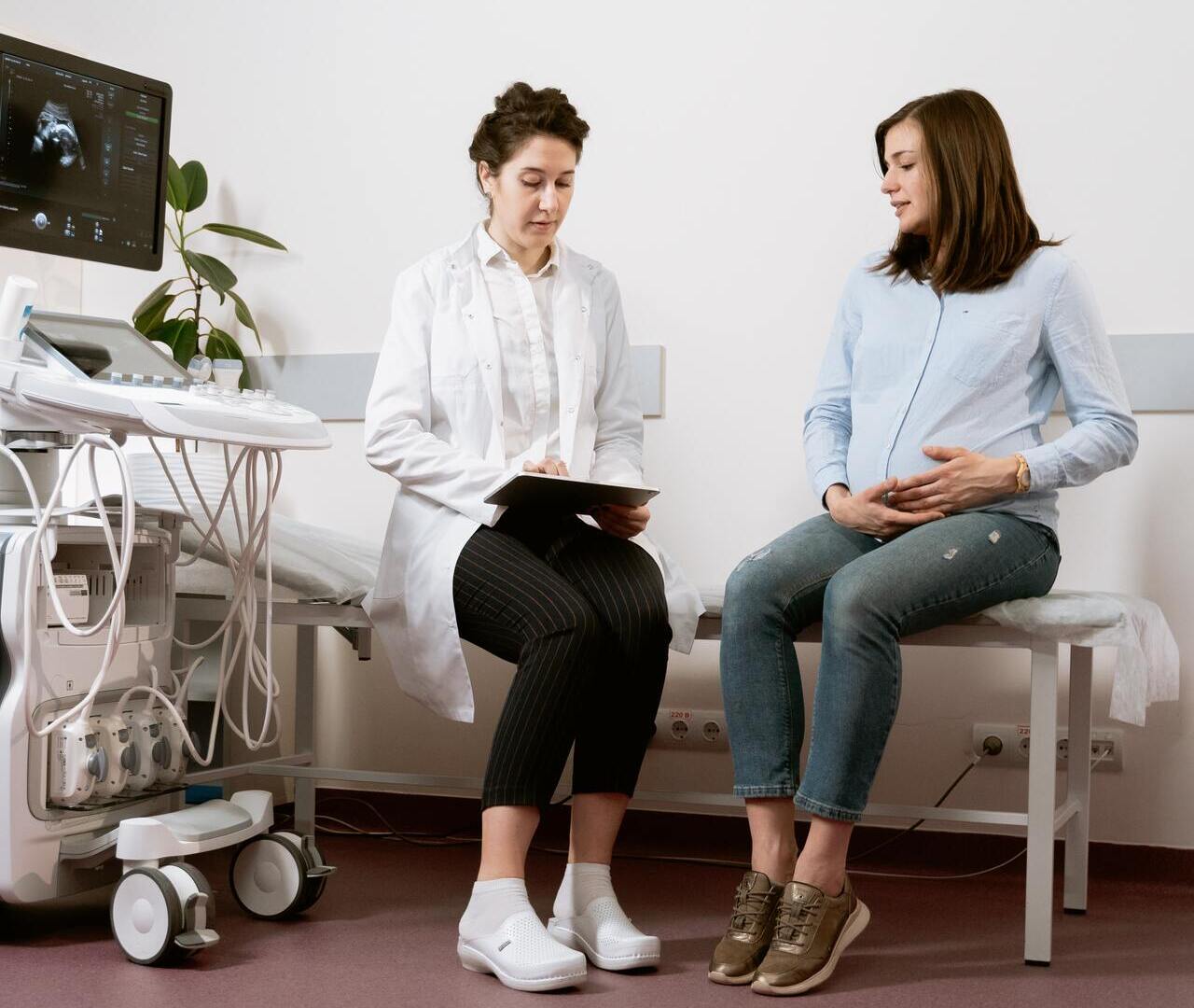 Surrogacy: What are the requirements for becoming a surrogate mother?